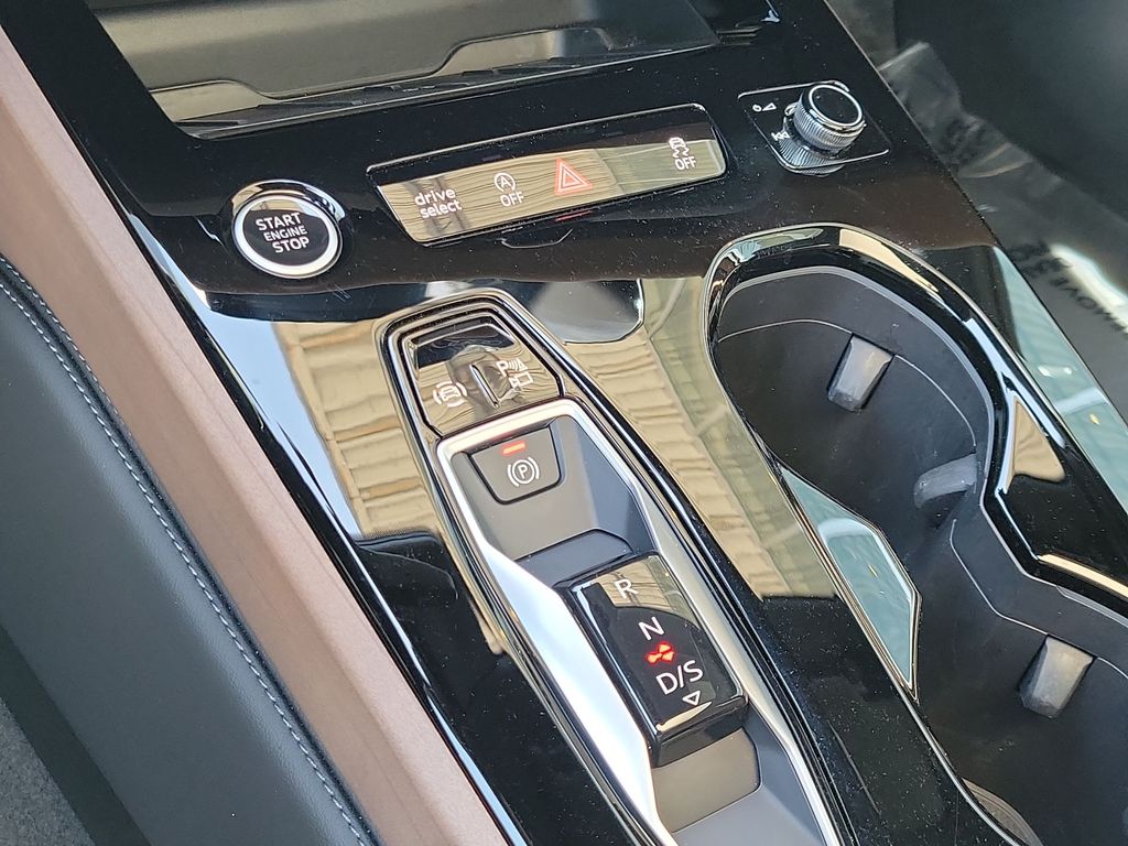 Thumbnail: 2025 Audi A5 - 16