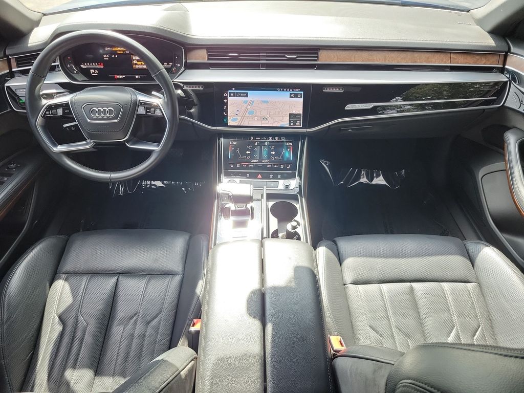Thumbnail: 2021 Audi A8 - 10