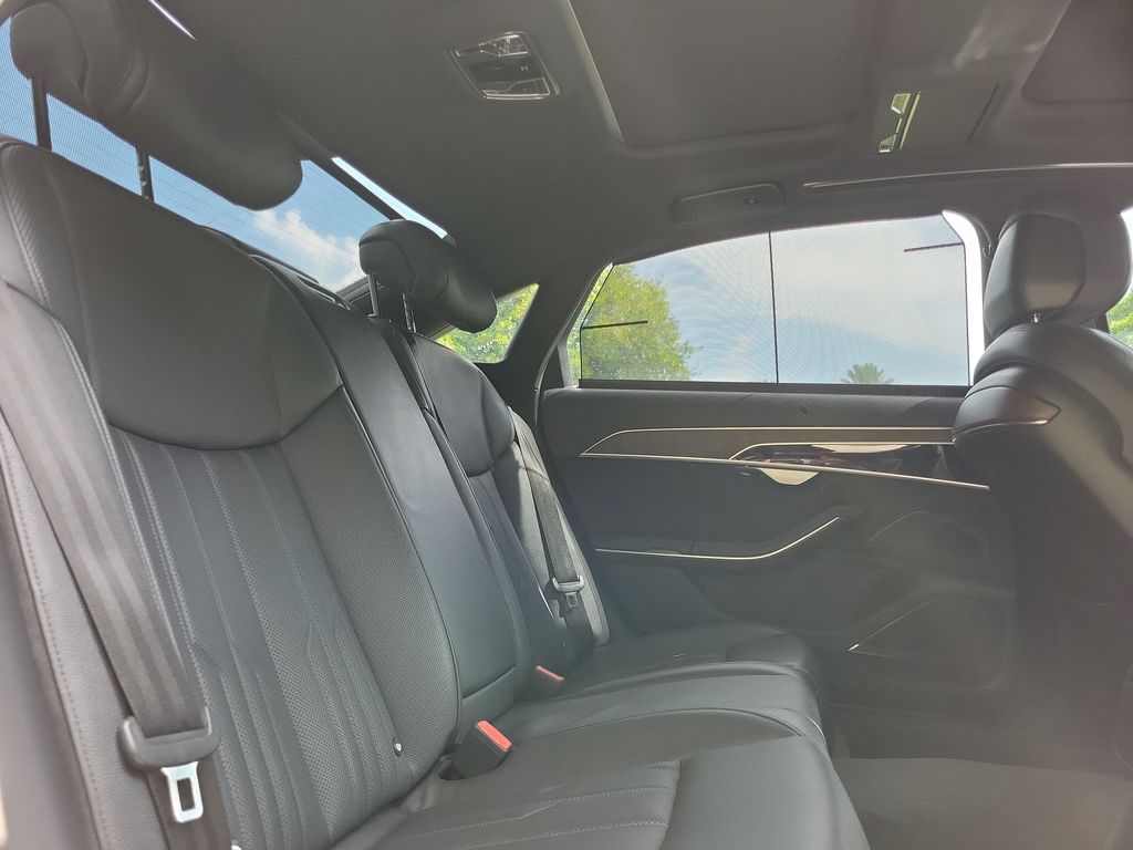 Thumbnail: 2021 Audi A8 - 13