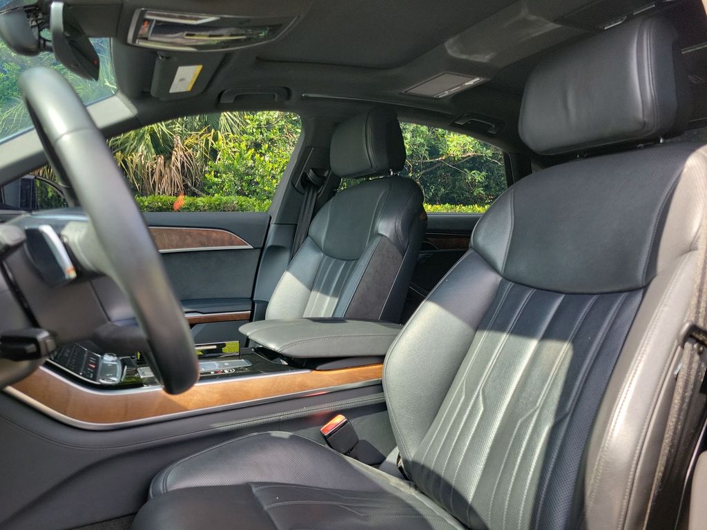 Thumbnail: 2021 Audi A8 - 11
