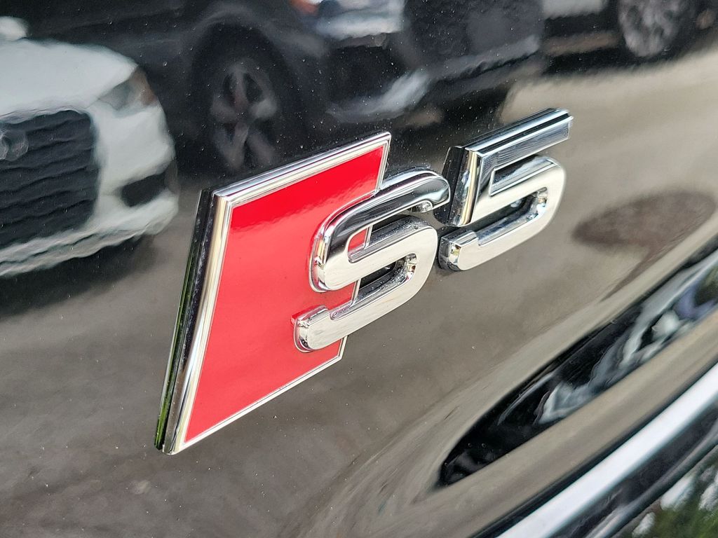 Thumbnail: 2025 Audi S5 - 7