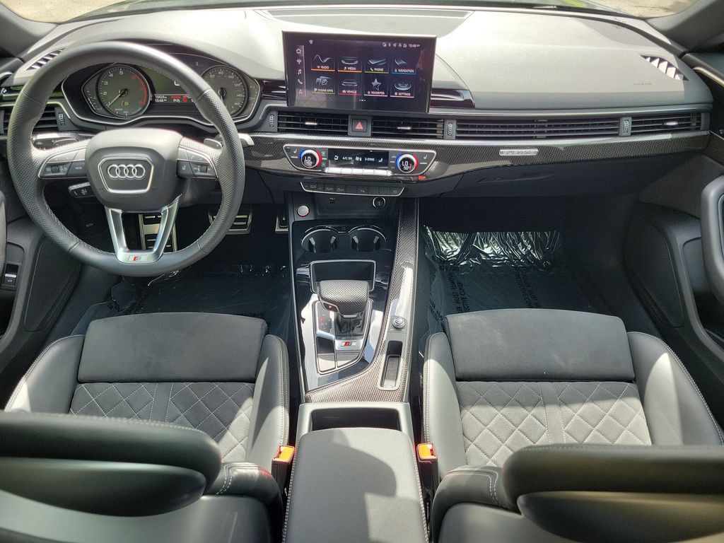 Thumbnail: 2025 Audi S5 - 10