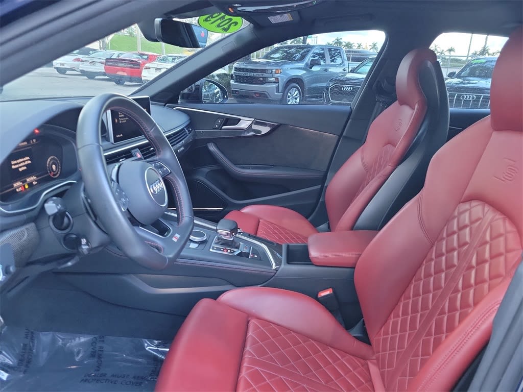 Thumbnail: 2019 Audi S4 - 10
