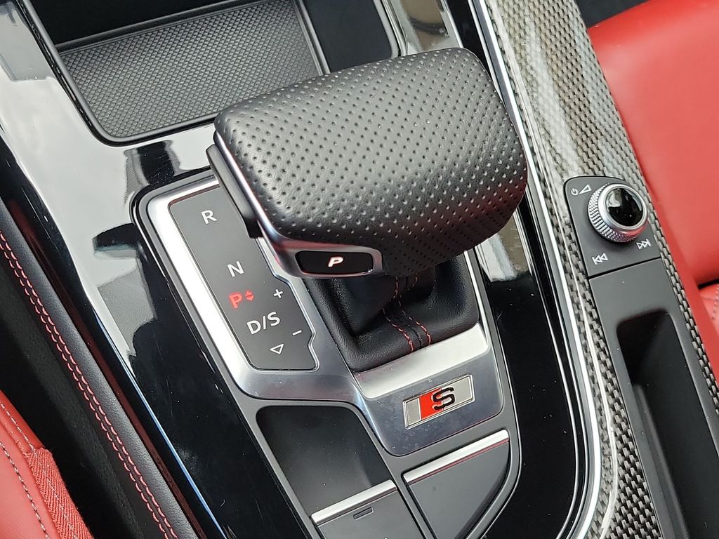 Thumbnail: 2024 Audi S5 - 16