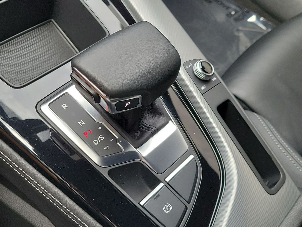 Thumbnail: 2023 Audi A5 - 16