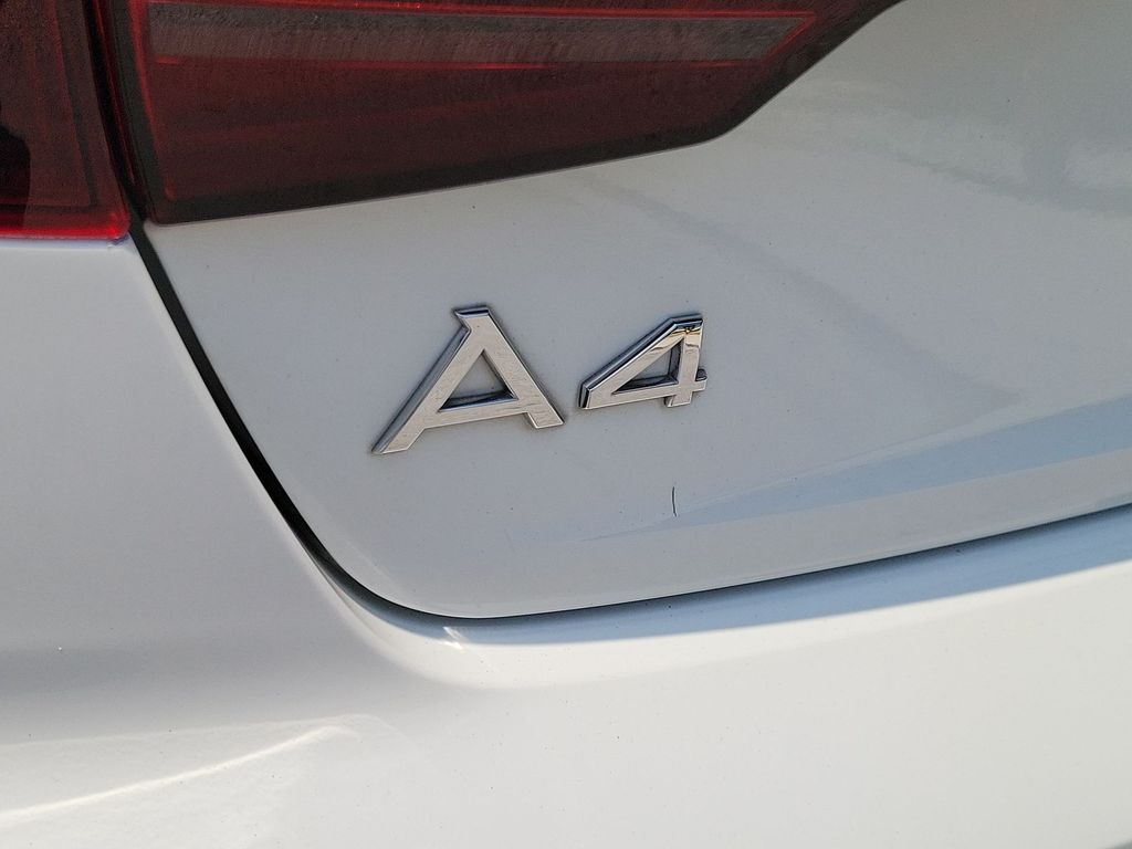 Thumbnail: 2020 Audi A4 - 7