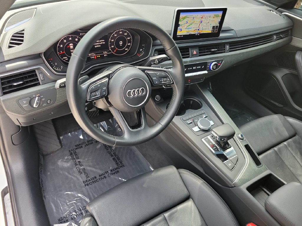 Thumbnail: 2019 Audi A4 - 2
