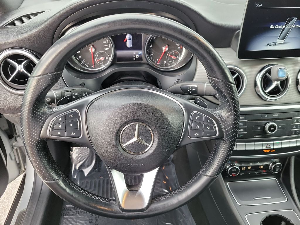 Thumbnail: 2019 Mercedes-Benz GLA - 14