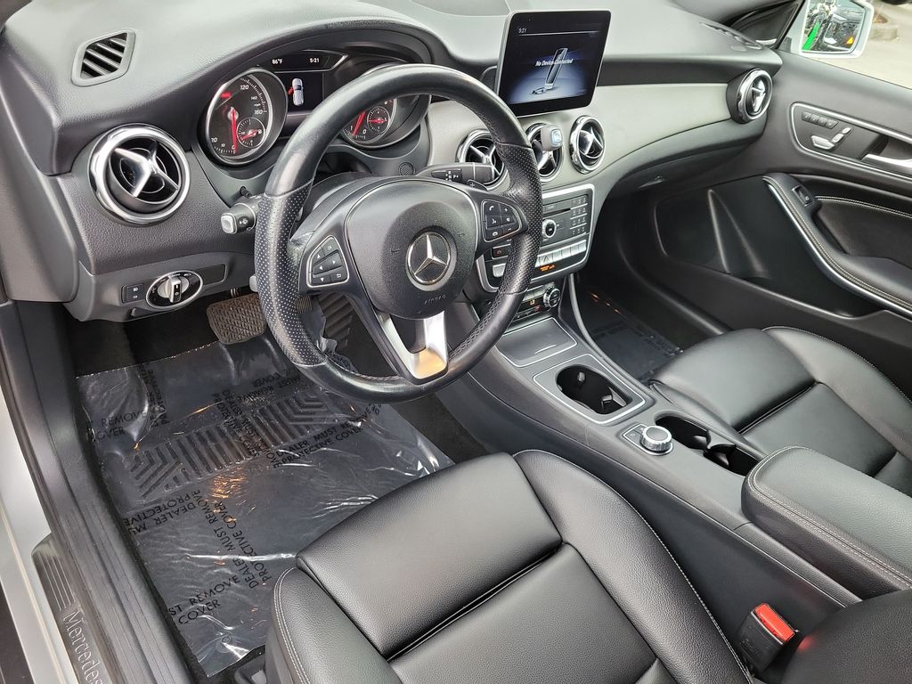 Thumbnail: 2019 Mercedes-Benz GLA - 2
