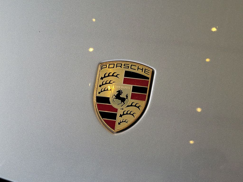 Thumbnail: 2012 Porsche 911 - 6