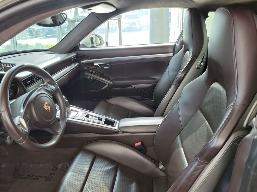 Thumbnail: 2012 Porsche 911 - 9