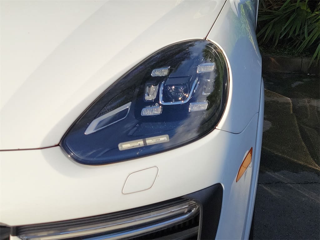 Thumbnail: 2016 Porsche Cayenne - 19