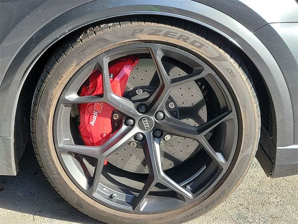 Thumbnail: 2025 Audi RS Q8 - 18