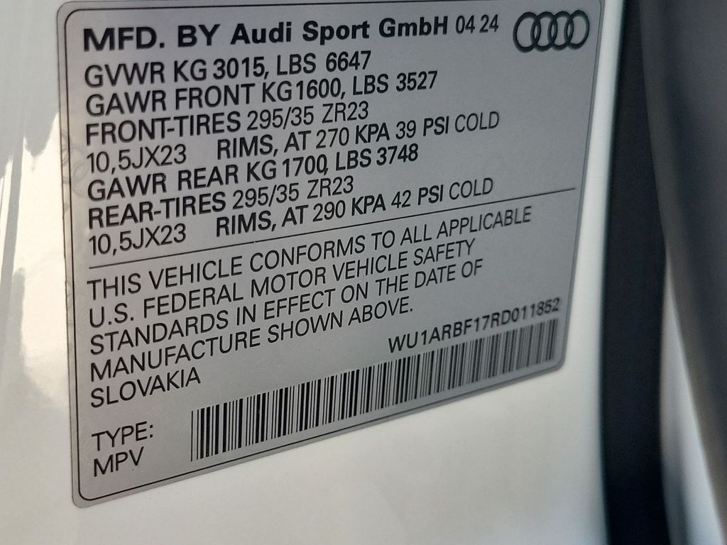 Thumbnail: 2024 Audi RS Q8 - 20