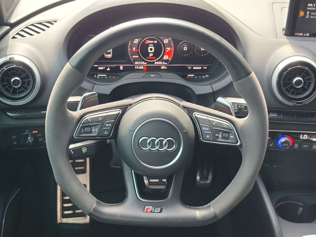 Thumbnail: 2017 Audi RS 3 - 14