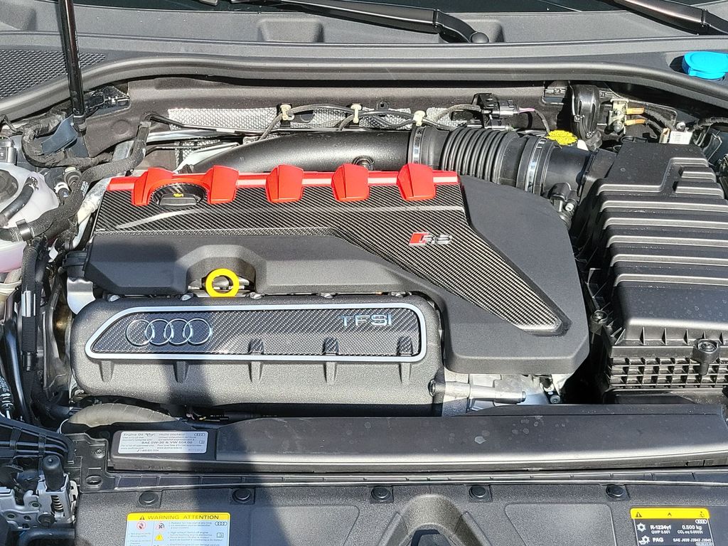 Thumbnail: 2025 Audi RS 3 - 9