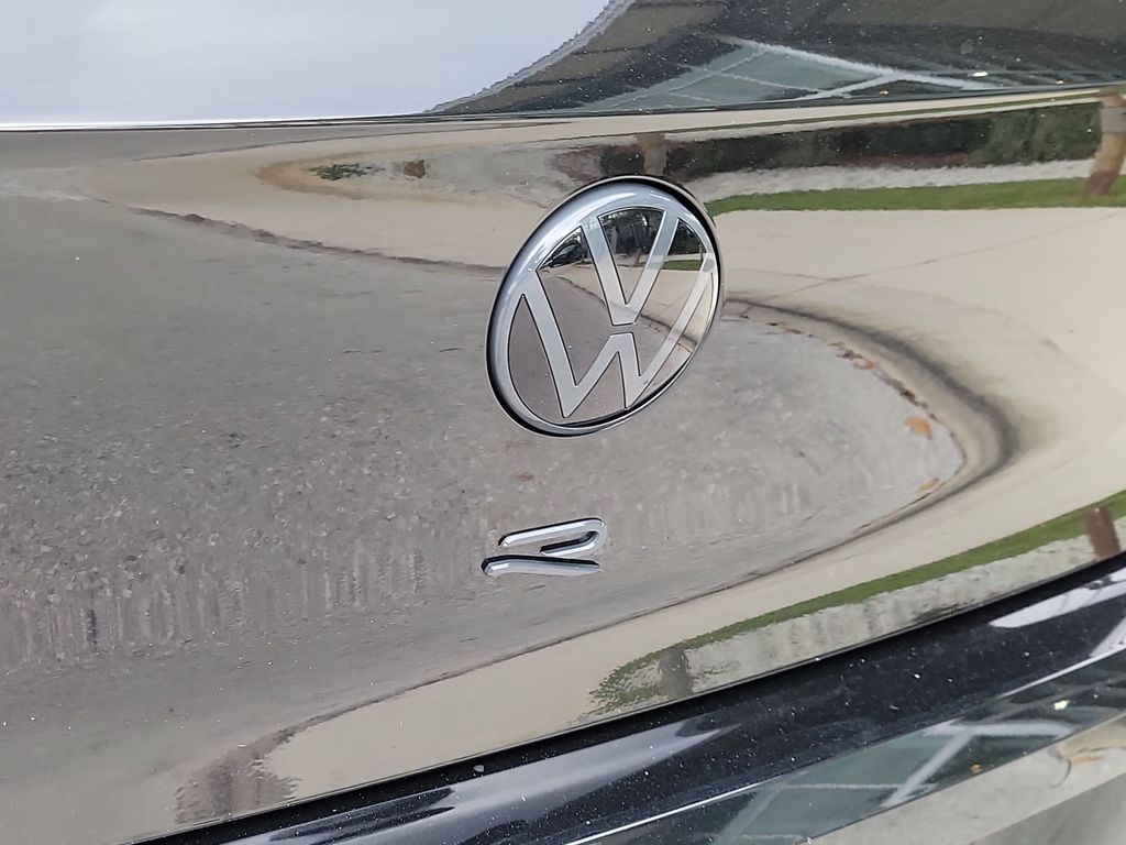 Thumbnail: 2025 Volkswagen Golf - 7