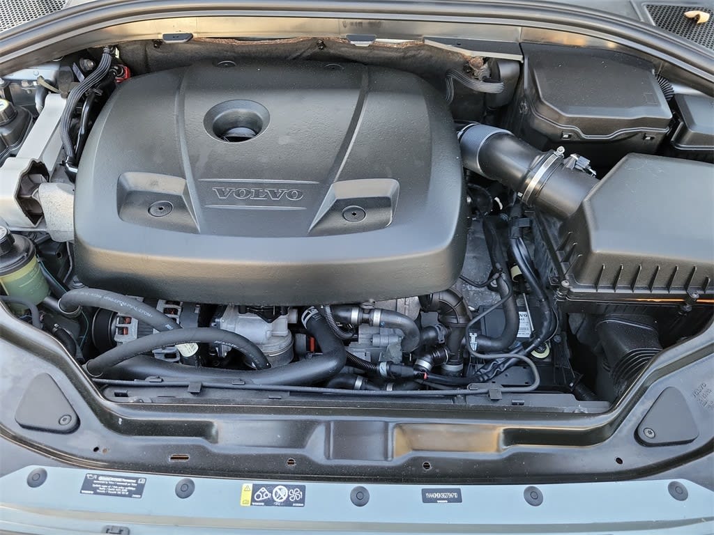 Thumbnail: 2016 Volvo XC60 - 8