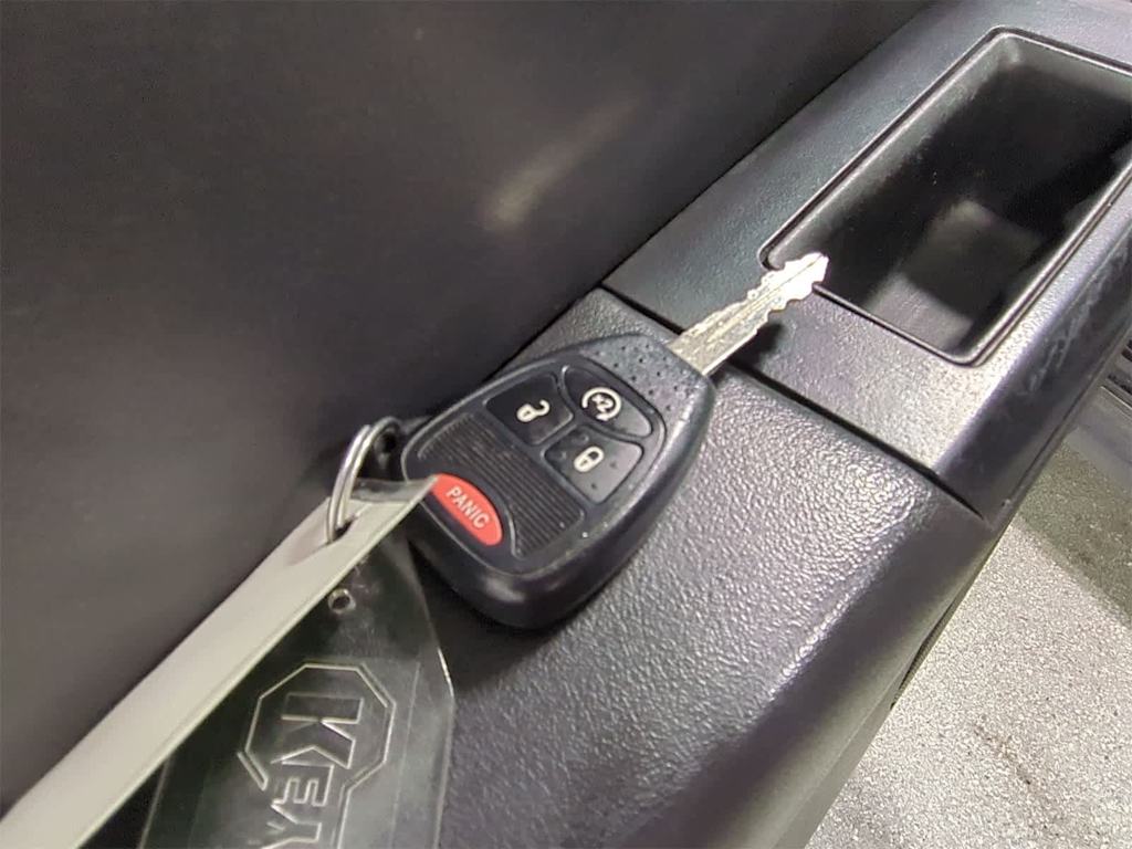 Thumbnail: 2016 Jeep Patriot - 32