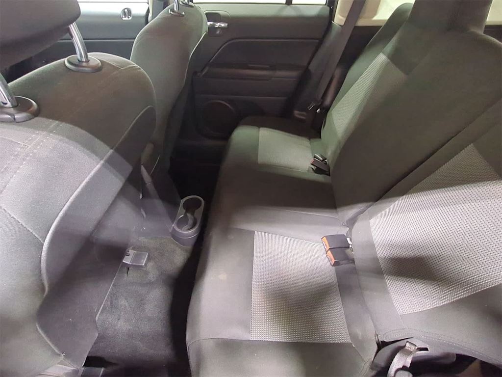 Thumbnail: 2016 Jeep Patriot - 13