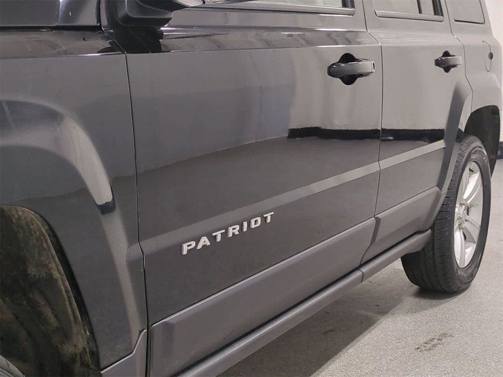 Thumbnail: 2016 Jeep Patriot - 7