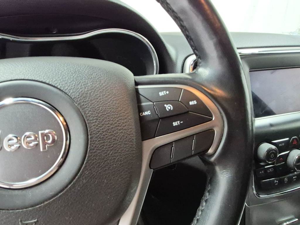 Thumbnail: 2020 Jeep Grand Cherokee - 30