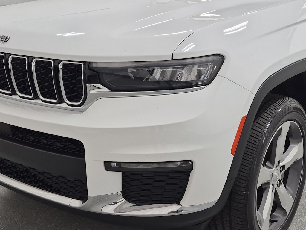 Thumbnail: 2021 Jeep Grand Cherokee L - 24