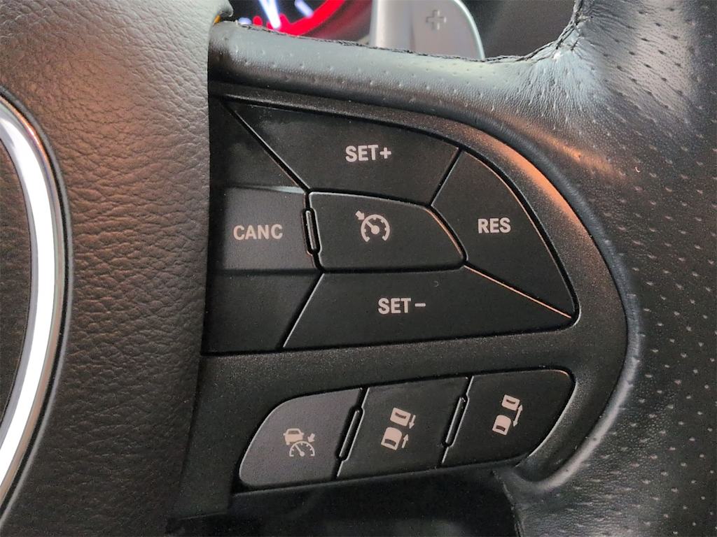 Thumbnail: 2019 Dodge Durango - 32