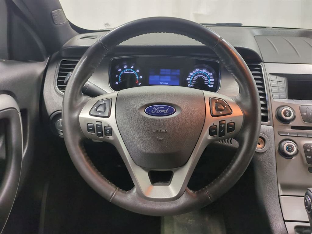 Thumbnail: 2016 Ford Taurus - 14