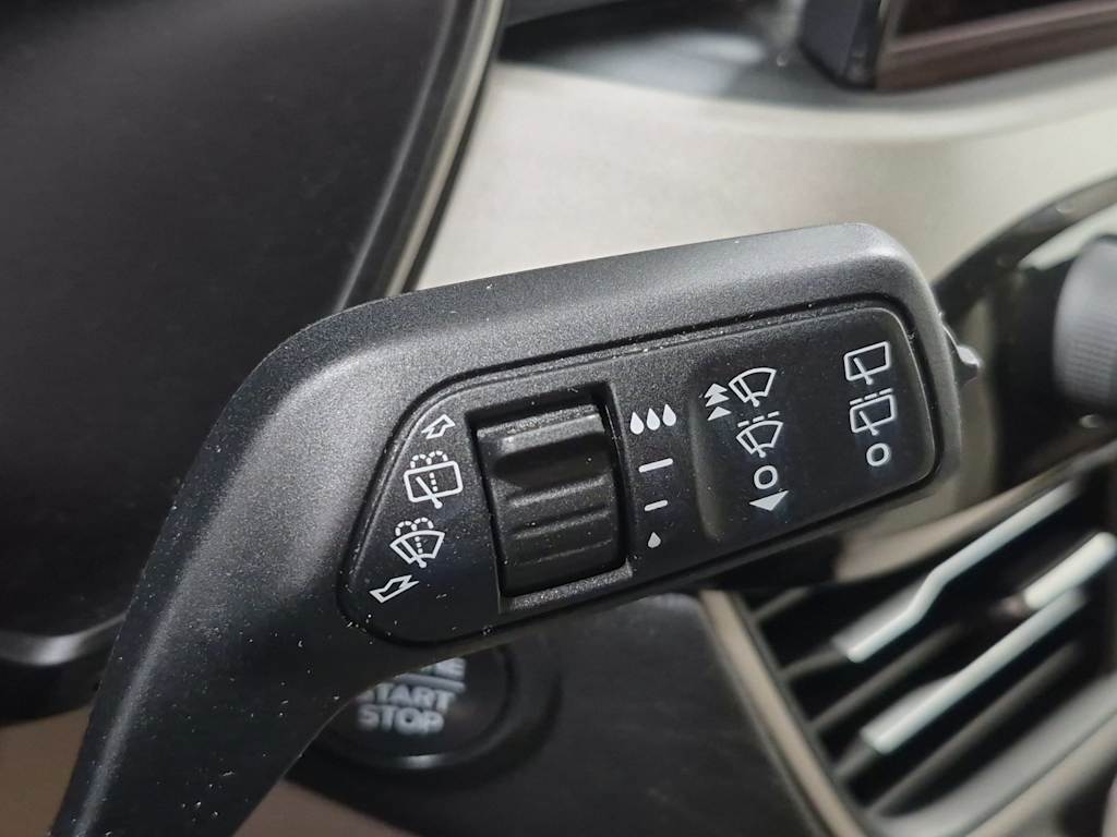 Thumbnail: 2020 Ford Escape - 31