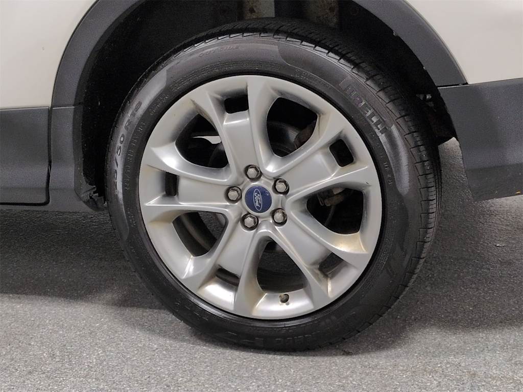 Thumbnail: 2015 Ford Escape - 8