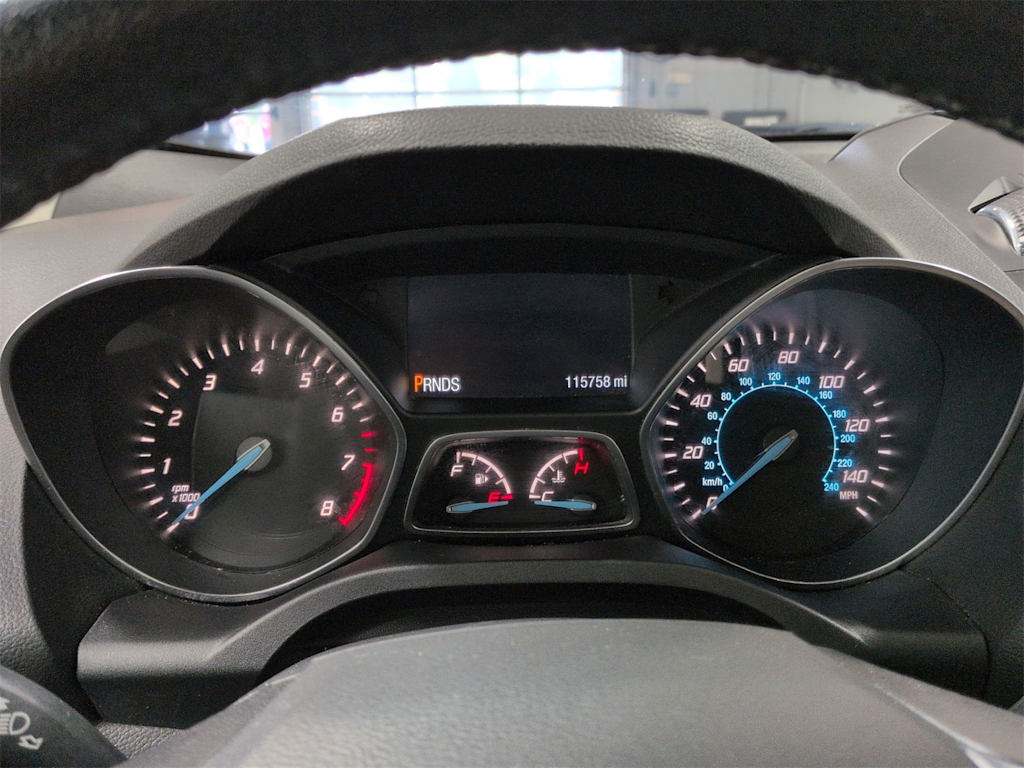 Thumbnail: 2015 Ford Escape - 17