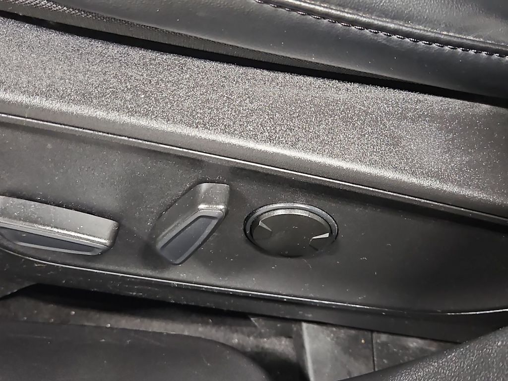 Thumbnail: 2023 Ford Escape - 25