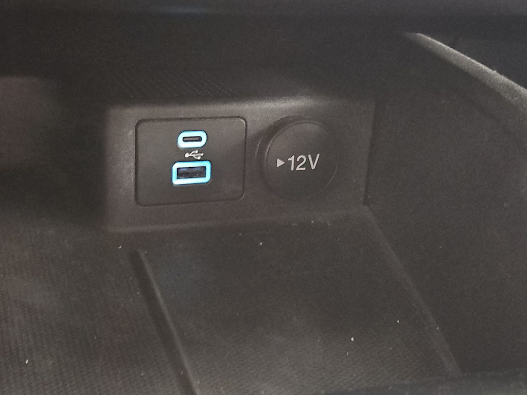 Thumbnail: 2023 Ford Escape - 32