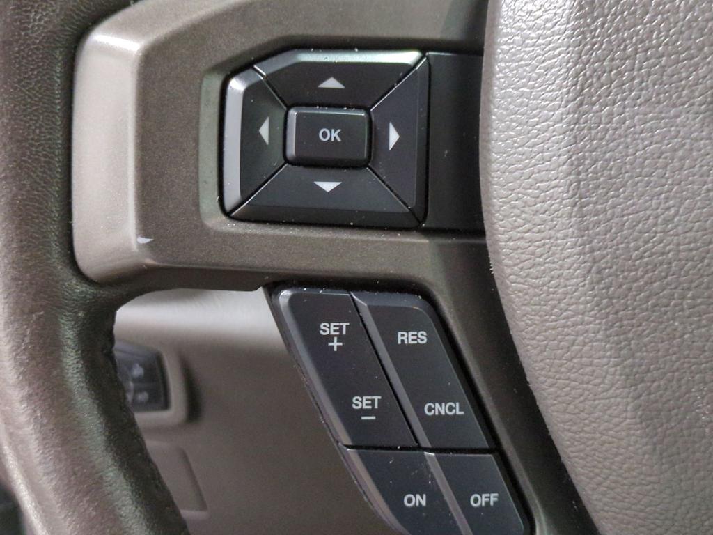 Thumbnail: 2020 Ford Expedition - 30