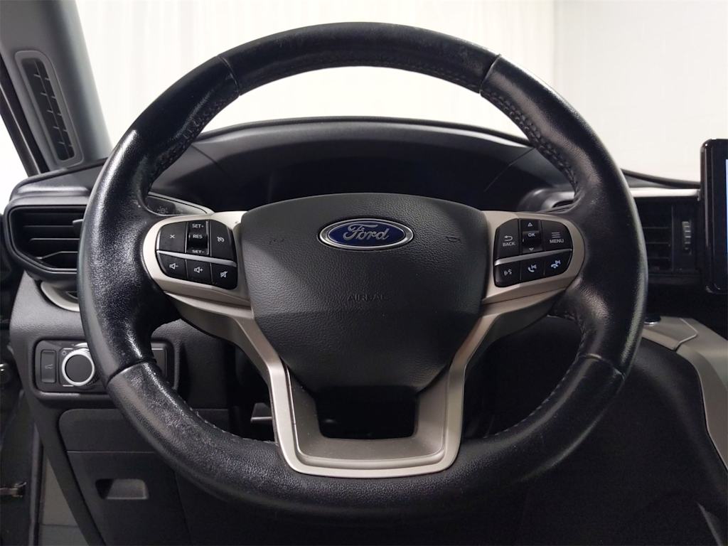 Thumbnail: 2022 Ford Explorer - 14