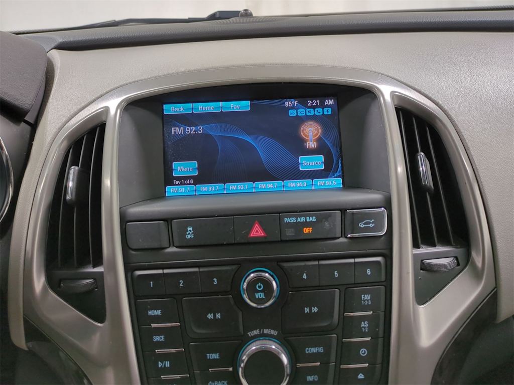 Thumbnail: 2016 Buick Verano - 15