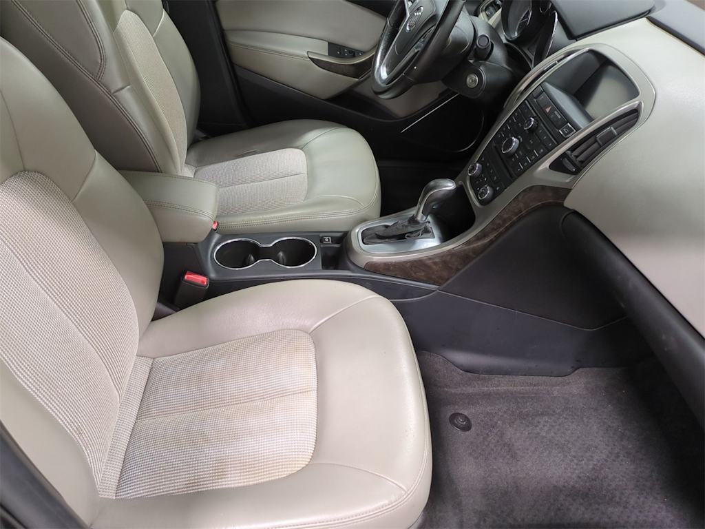 Thumbnail: 2016 Buick Verano - 12