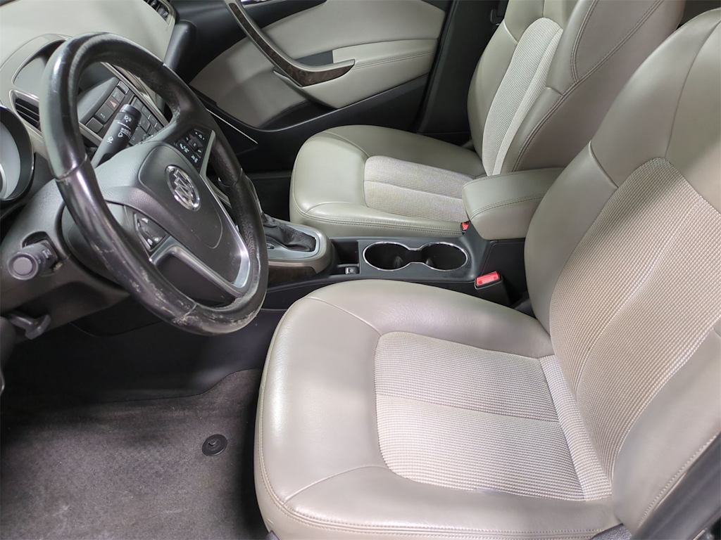 Thumbnail: 2016 Buick Verano - 11