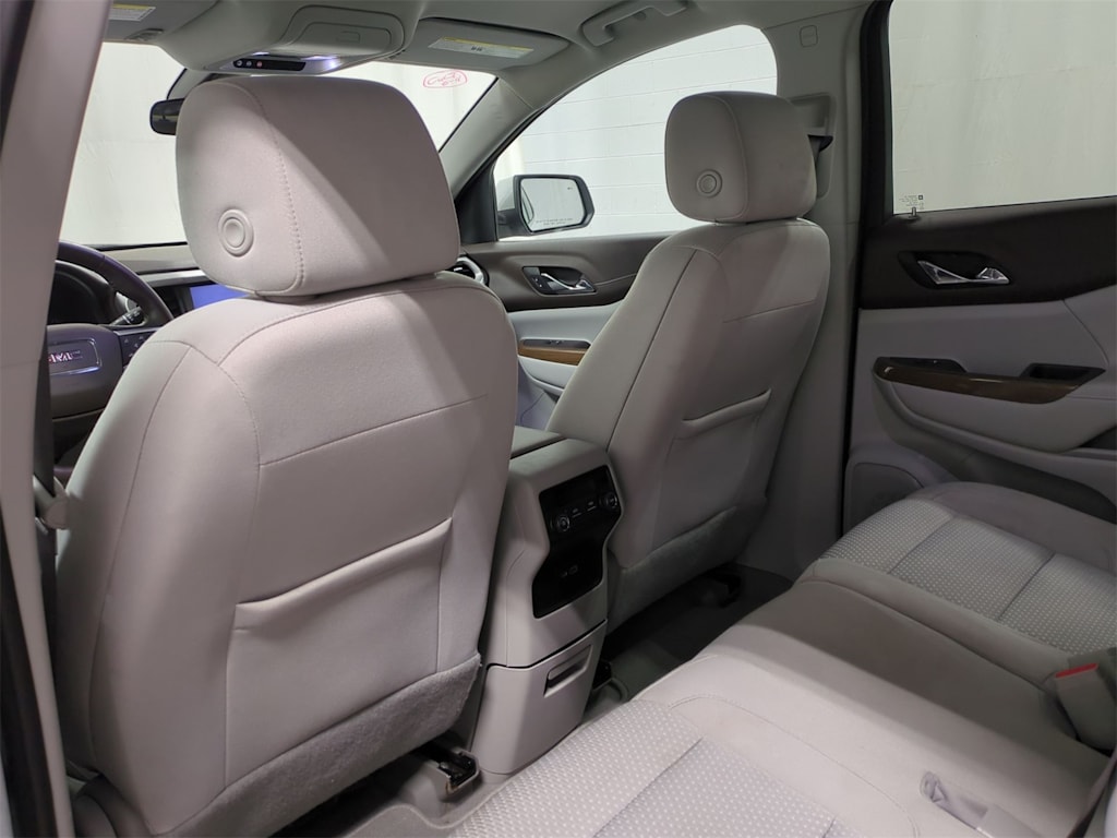 2020 GMC Acadia SLE 13