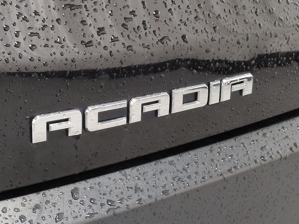 Thumbnail: 2017 GMC Acadia - 24