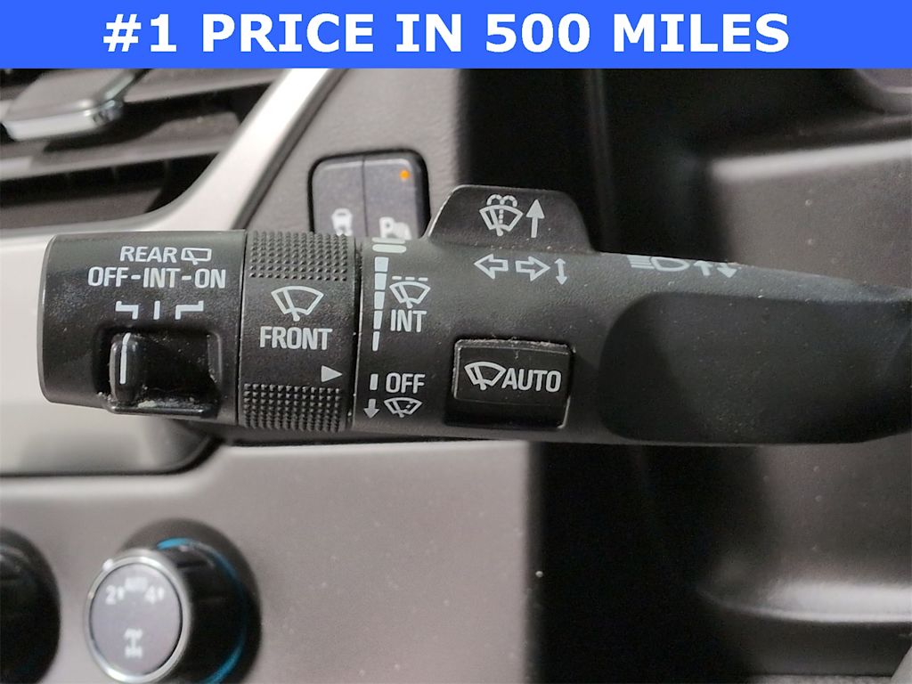 Thumbnail: 2017 Chevrolet Suburban - 15