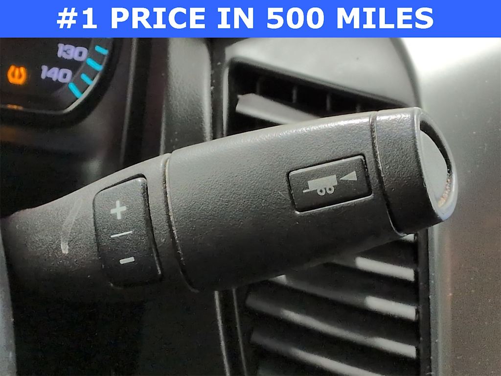 Thumbnail: 2017 Chevrolet Suburban - 32