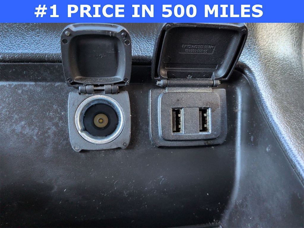 Thumbnail: 2017 Chevrolet Suburban - 31