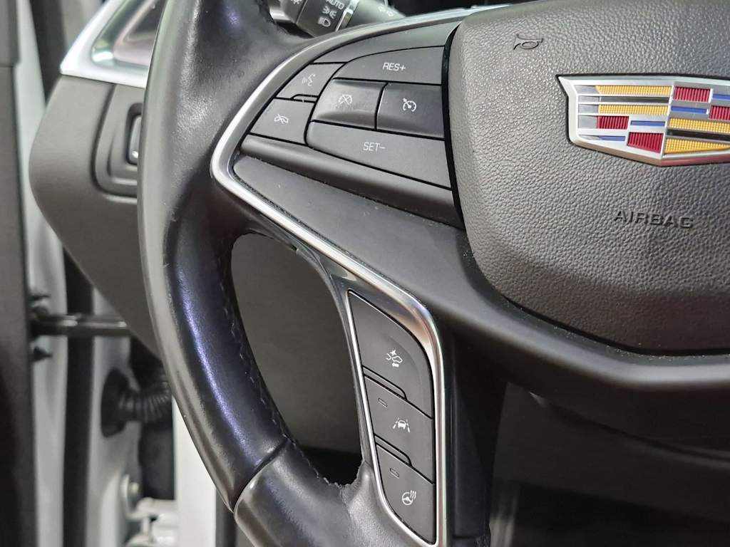 Thumbnail: 2018 Cadillac XT5 - 31