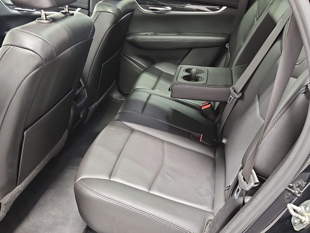 Thumbnail: 2021 Cadillac XT5 - 13