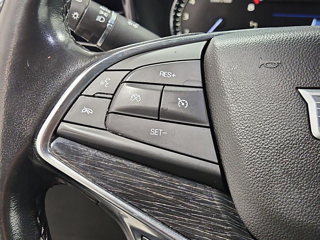 Thumbnail: 2021 Cadillac XT5 - 30