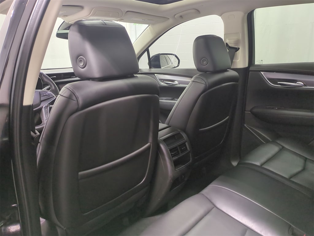 Thumbnail: 2019 Cadillac XT5 - 13