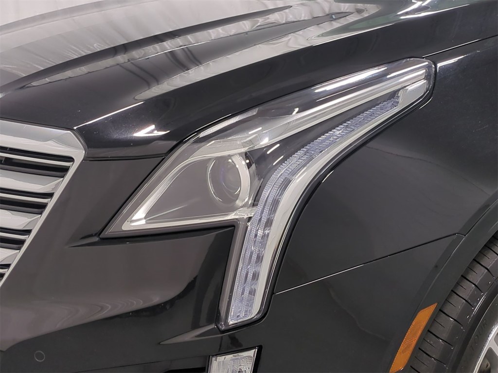 Thumbnail: 2019 Cadillac XT5 - 25