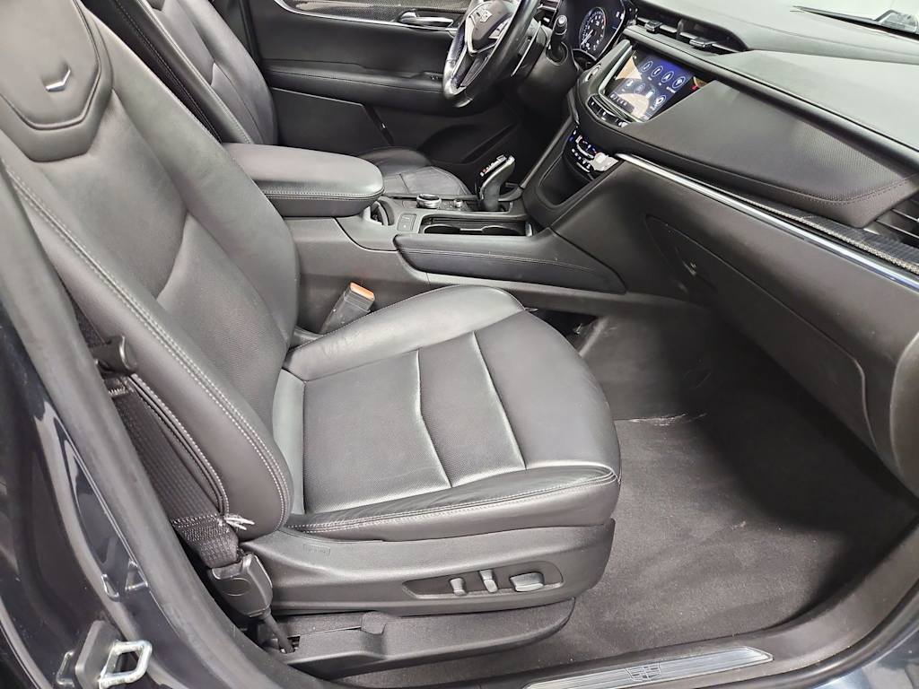 Thumbnail: 2020 Cadillac XT5 - 11